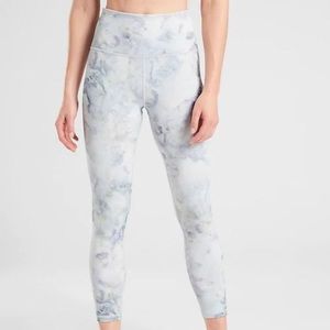 NWOT Athleta Elation Snow Dye Leggings